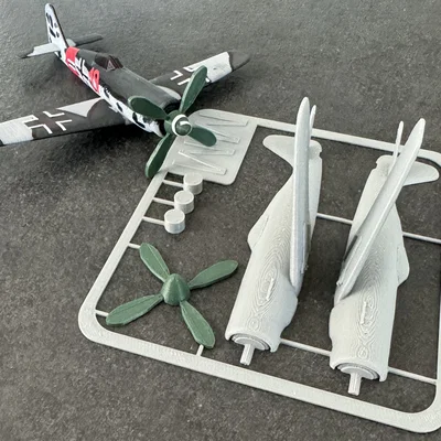 Mô hình lắp ráp máy bay Focke-Wulf Fw 190 dạng Kit Card độc đáo