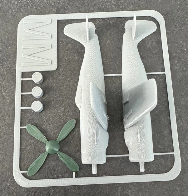 Mô hình lắp ráp máy bay Focke-Wulf Fw 190 dạng Kit Card độc đáo - Image 13