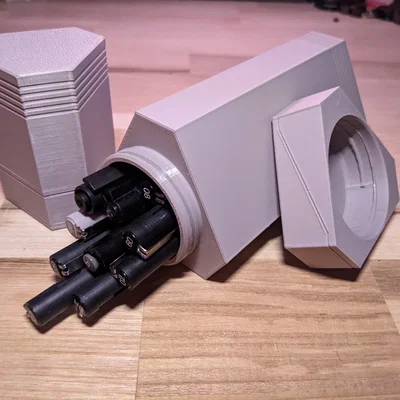 Hộp đựng dạng viên nang đa năng hình học (Geometric Multipurpose Storage Pill)
