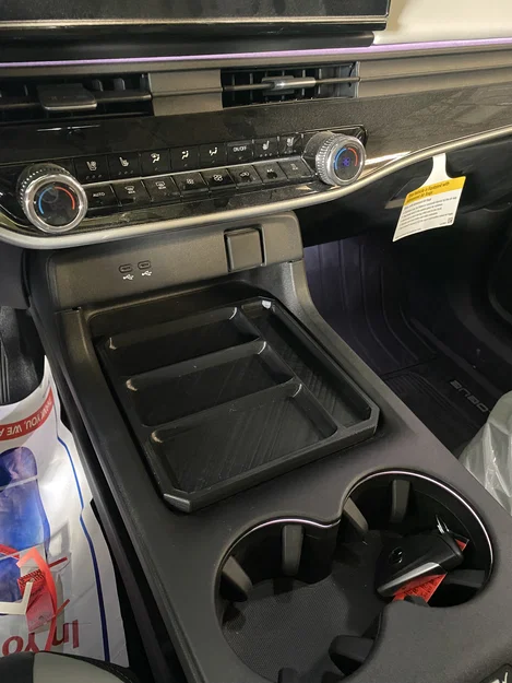 Khay để đồ và giá đỡ điện thoại tùy chỉnh cho Honda Prologue - Image 1