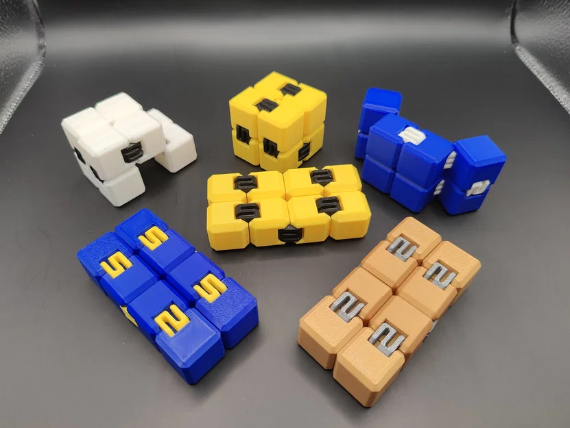 Infinity Cube thiết kế khác lạ (giảm kẹt pivot, Pivot Links tách rời) - Image 1