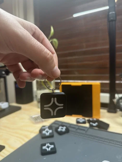 Broke Tag - Vỏ bọc NFC Tag có lỗ móc khóa và lỗ nam châm - Image 2