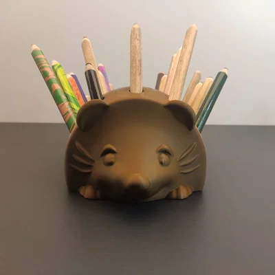 Mô hình nhím cắm bút Crayon Hedgehog đáng yêu cho bàn làm việc