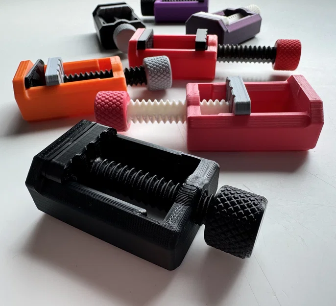 Ê-tô nhỏ (Small Vise) in 3D - Image 3