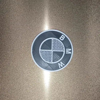 Mô hình logo BMW in 3D - Phụ kiện trang trí đẳng cấp cho người mê xe