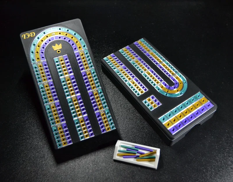 Bàn Cribbage Đa Màu (Cribbage Board in Color) - Image 1