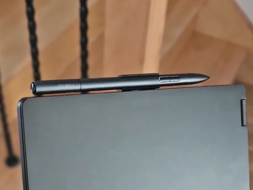 Kẹp giữ bút ASUS Pen 2.0 cho laptop ASUS ProArt PX13 gọn gàng - Image 1