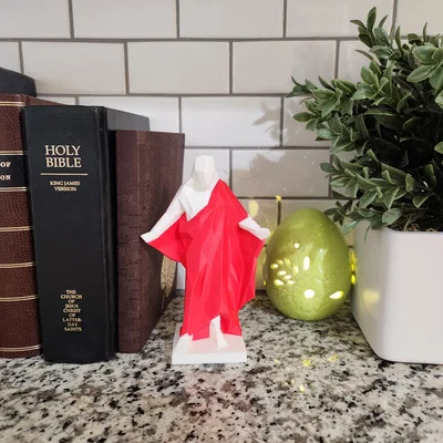 Modern Low-Poly Christus – Tượng Christus low-poly hiện đại in 3D