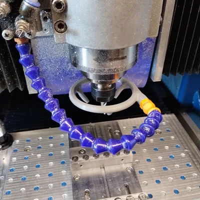 Nozzle làm mát đa hướng 360° (Multi directional coolant nozzle)