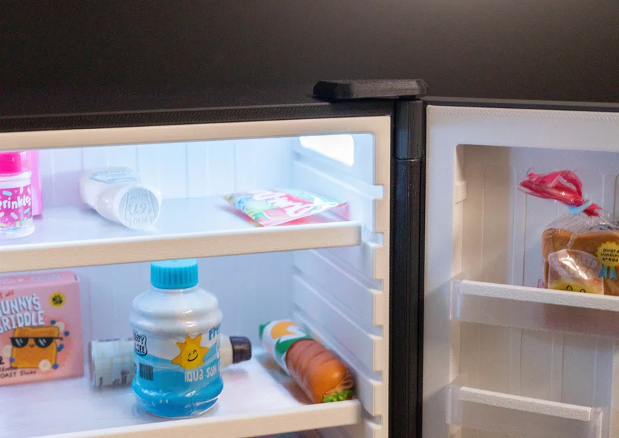 Tủ Lạnh Mini (Miniature Fridge) tỉ lệ 1:7 kiểu side-by-side - Image 2