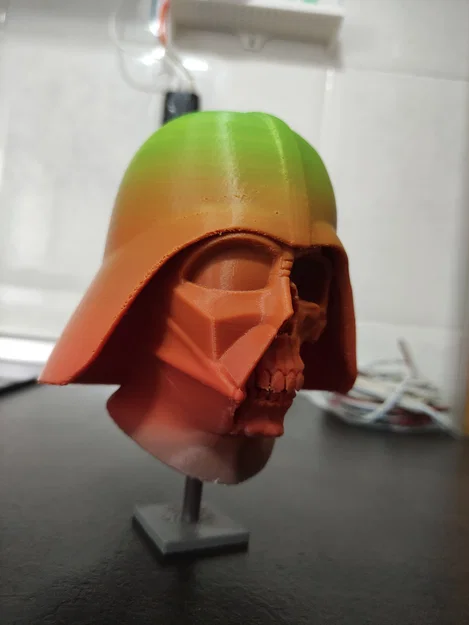 Hộp sọ Darth Vader kèm đế - Image 5