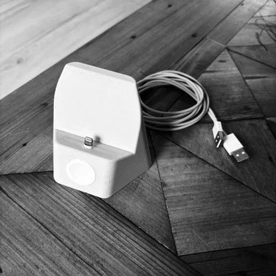 Đế sạc để bàn 2 trong 1 cho iPhone và Apple Watch tiện lợi