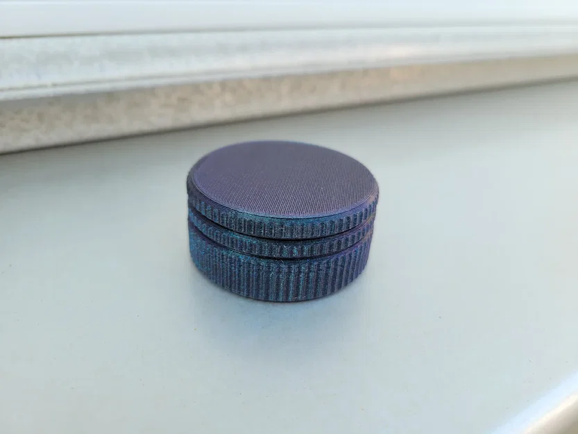 Dụng cụ nghiền thảo mộc (Herb Grinder) 3D có nam châm cực tiện lợi - Image 2