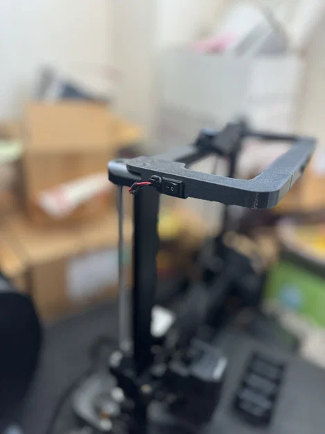 Ngàm gắn công tắc KCD1 cho thanh đèn LED máy Ender 3 V3 KE - Image 1
