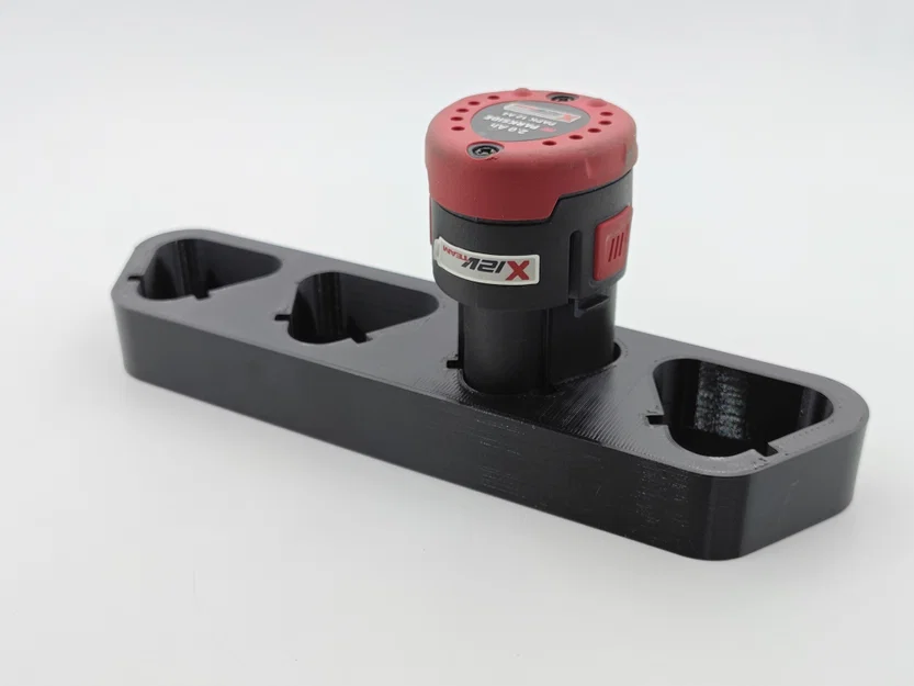 Giá treo pin Parkside X12V - Giải pháp lưu trữ 4 viên pin gọn gàng - Image 2
