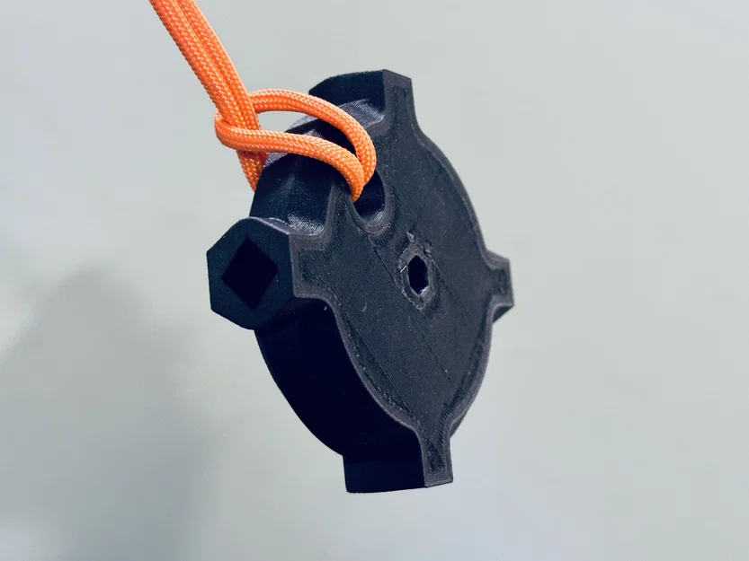 Chìa khóa đa năng 4 hướng mở van nước cứu hộ (Emergency Sillcock Key) - Image 1