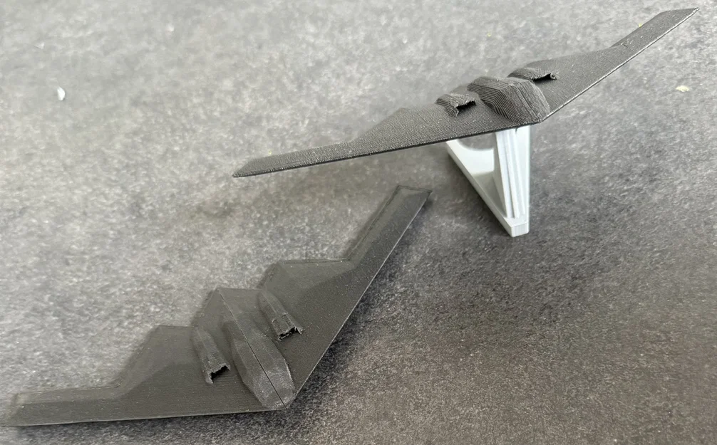 Mô hình lắp ráp máy bay tàng hình B2 Spirit Stealth Bomber (Kit Card) - Image 4