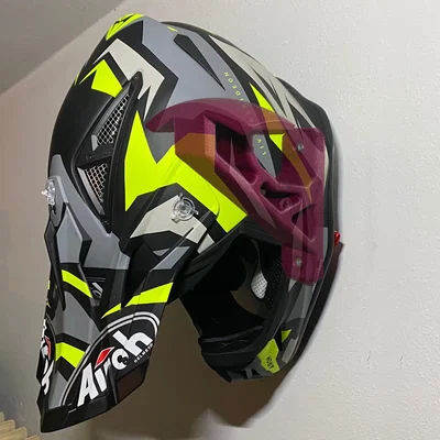 Giá Treo Mũ Bảo Hiểm (Helmet Hanger)