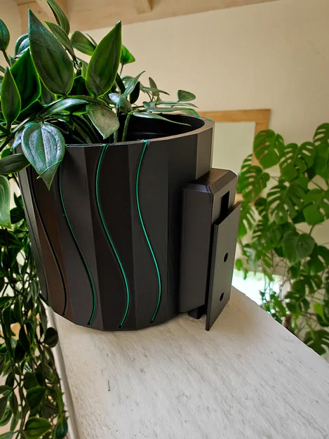 Wall Mount Planter V2 - NO AMS (Chậu treo tường) - Image 1