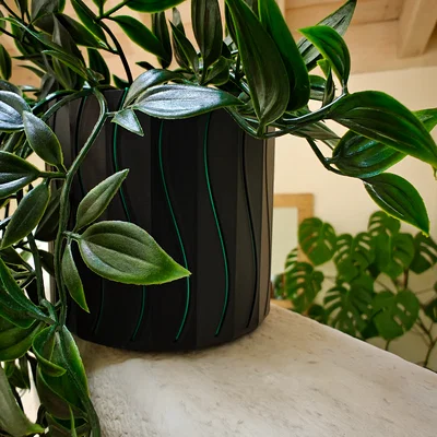 Wall Mount Planter V2 - NO AMS (Chậu treo tường)