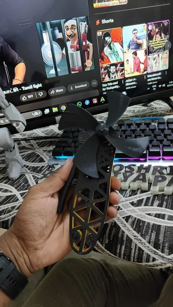 Quạt cầm tay cơ học Squeeze Fan Manual - Mô hình in 3D độc đáo - Image 2