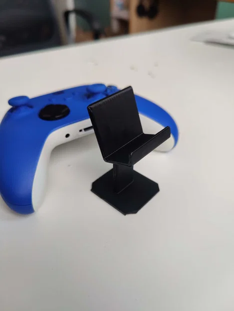 Giá đỡ tay cầm Xbox tối giản (Minimalist Xbox Controller Stand) - Image 3