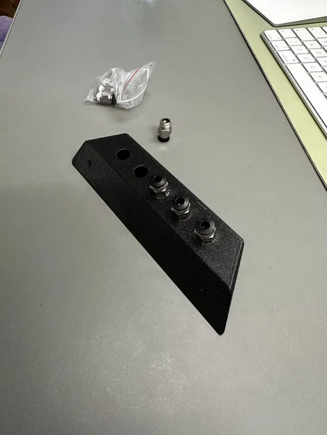 Giá đỡ ống PTFE cho Original Prusa Enclosure (MMU2S / MMU3) - Image 3