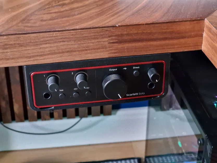 Ngàm gắn dưới bàn cho Focusrite Scarlett Solo 4th Gen - Image 1