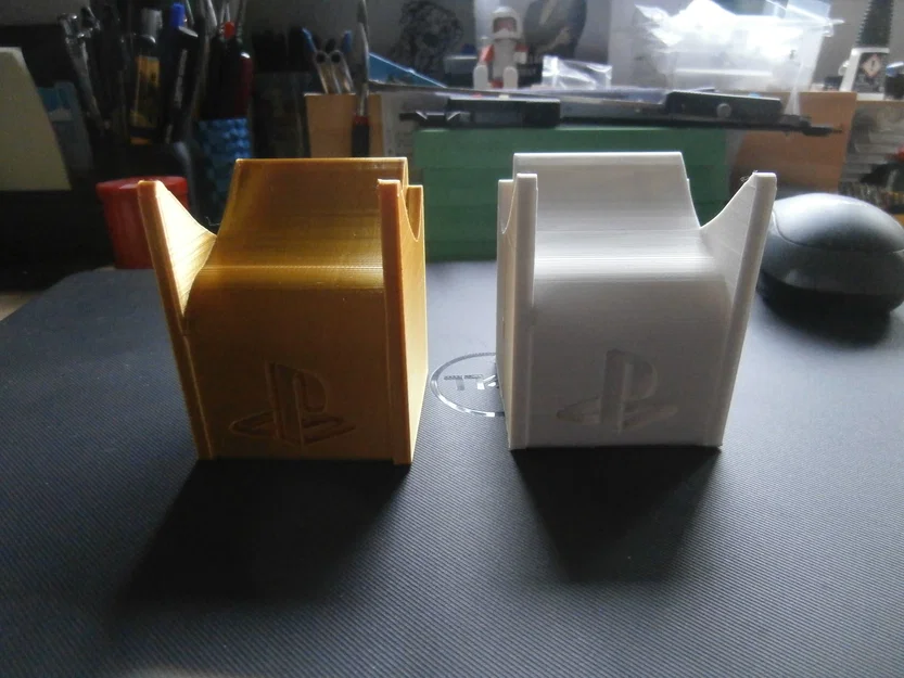 Giá đỡ tay cầm PS5 thiết kế tối ưu, in 3D không cần support - Image 1
