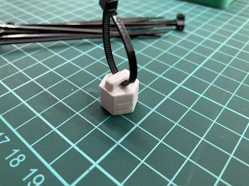 Móc treo dây rút HSW - Phụ kiện thông minh cho hệ thống bảng treo - Image 4