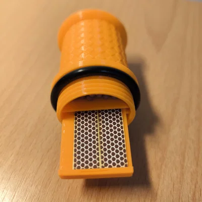 Hộp đựng diêm chống nước kèm miếng quẹt (striker)