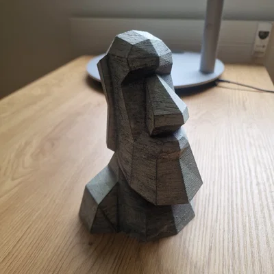 Low poly Moai