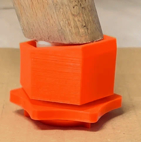 Chân cân bằng hơi “overthought” – Slightly Overthought Leg Leveler - Image 1