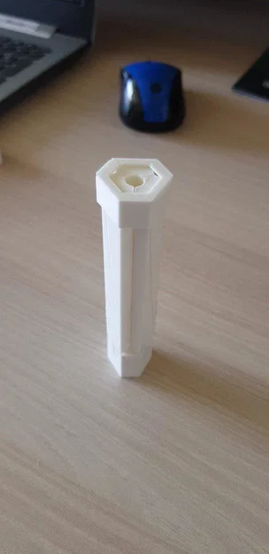 Fletching jig OpenSCAD tuỳ biến (Customizable OpenSCAD Fletching jig) - Image 3