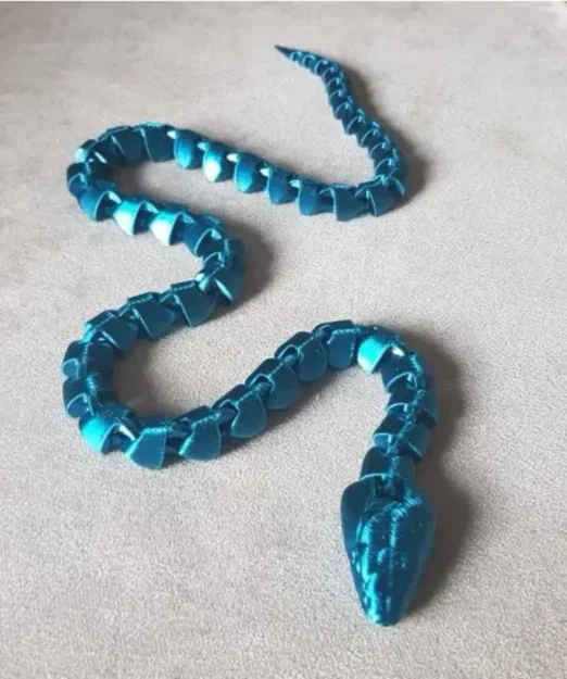 Mô hình rắn khớp nối đội mũ (Snake with tophat) in 3D cực chất - Image 1
