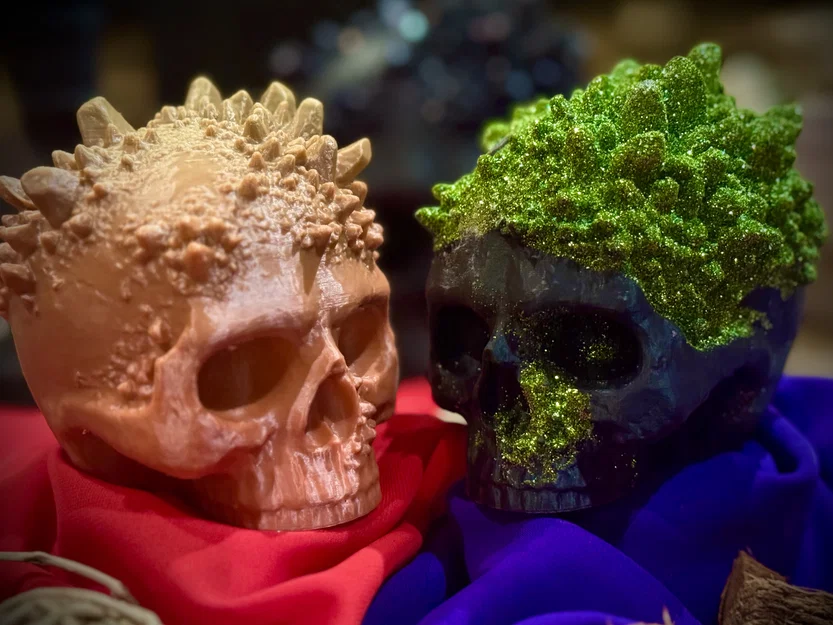 Đầu lâu Halloween đính tinh thể (Crystal Embedded Halloween Skull) - Image 1