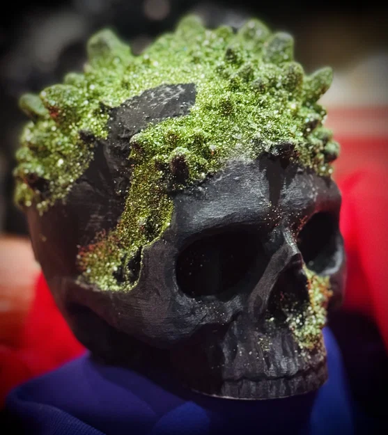 Đầu lâu Halloween đính tinh thể (Crystal Embedded Halloween Skull) - Image 2