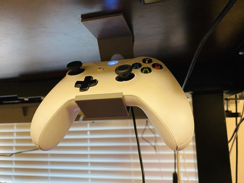 Tay cầm Xbox One - Giá treo đơn giản gắn dưới mặt bàn - Image 1