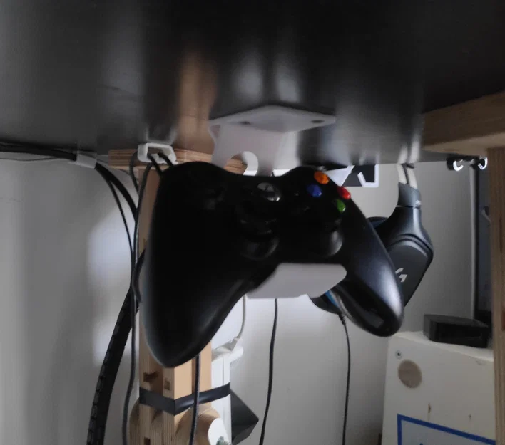 Giá treo tay cầm Xbox dưới bàn - REMIX - Image 1