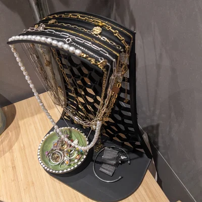 Giá treo vòng cổ (Voronoi)