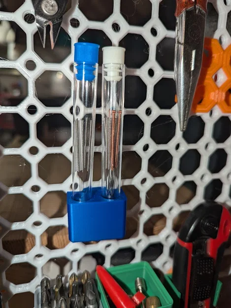 Giá treo ống đựng kim thông nozzle trên hệ thống Multiboard - Image 1