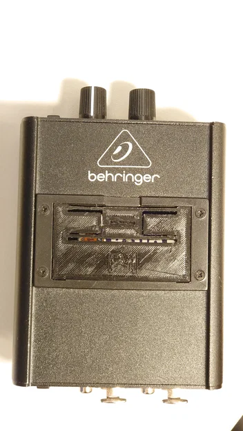Nắp khoang pin Behringer Powerplay P1 (battery cover) - Image 2