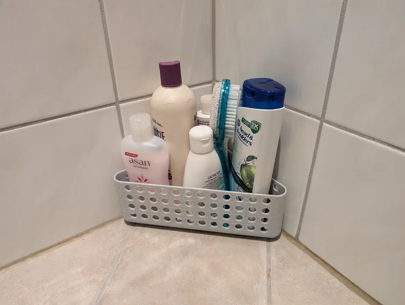 Giỏ đựng đồ phòng tắm (Shower basket) - Image 1