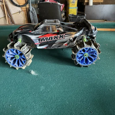 Bộ mâm và lốp gai địa hình Paddle cho xe RC Traxxas Maxx