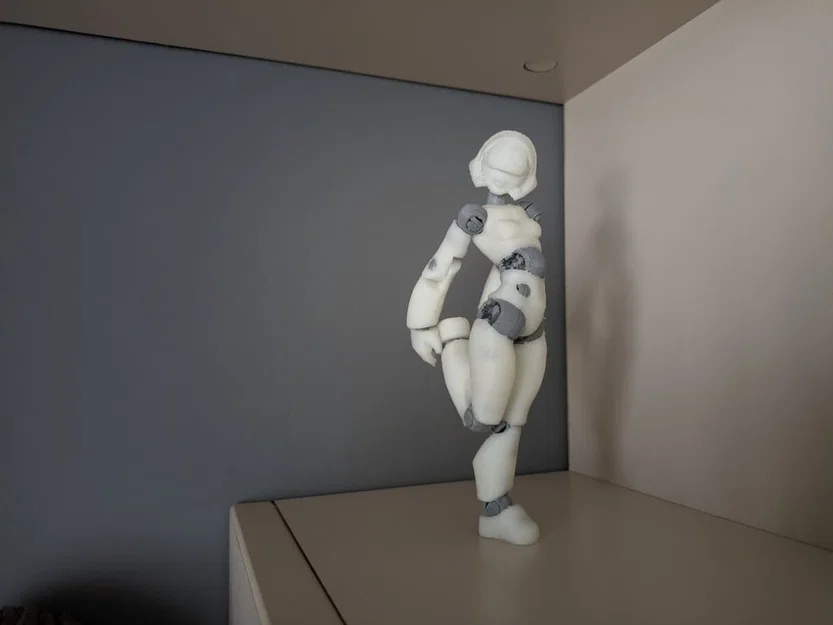 Substratum Protobody Girl Posable Action Figure SUBSTR 001 - Image 5