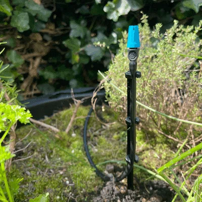 Giá đỡ dựng đứng cho đầu phun & ống Gardena micro drip tưới cây