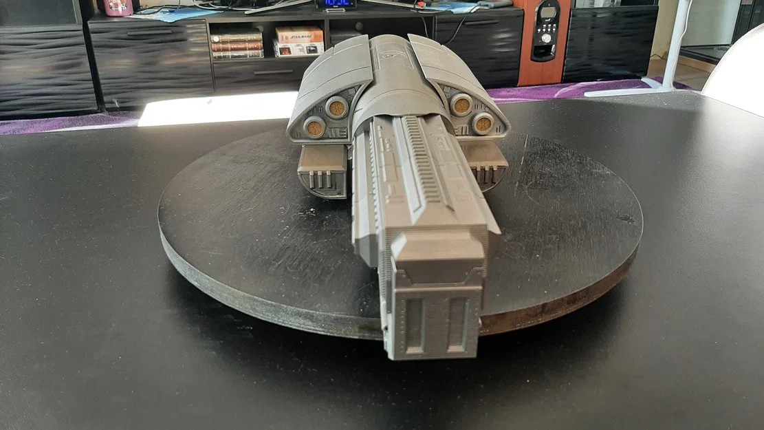 Vanir Cruiser từ Stargate - Image 1
