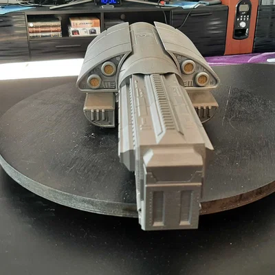 Vanir Cruiser từ Stargate