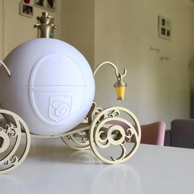 Mô hình xe bí ngô của Lọ Lem in 3D trang trí độc đáo