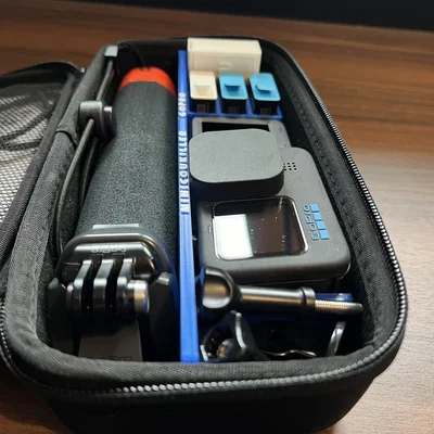 Khay sắp xếp phụ kiện GoPro 10 trong hộp đựng chuyên dụng